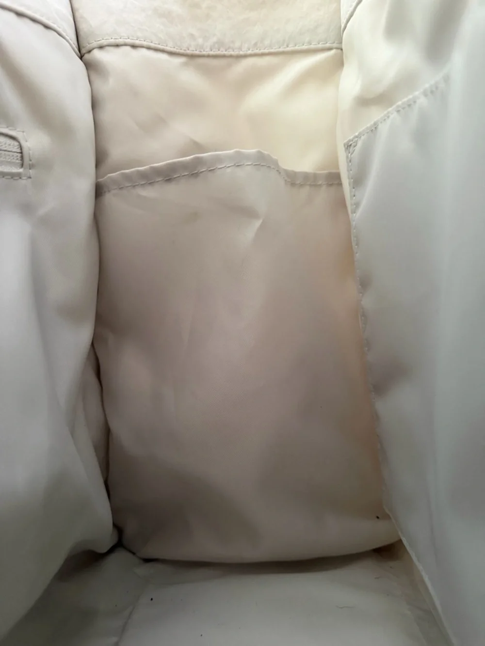 Lululemon Boxy Mini Tote Bag in Bone - Picture 10 of 11